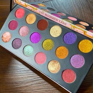 Pat McGrath Labs Mothership Mthrshp Mega Celestial Divinity eyeshadow palette